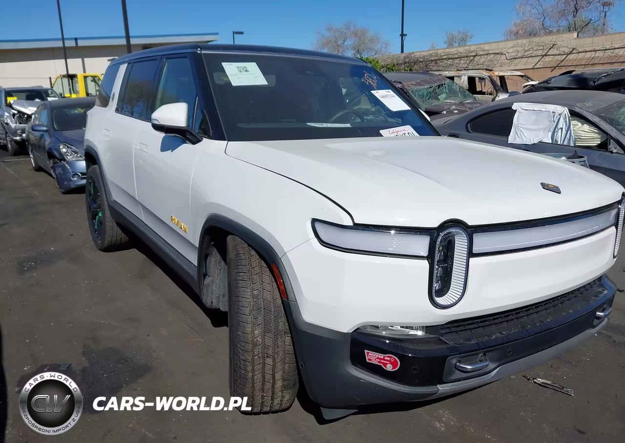 2023 Rivian R1S Adventure