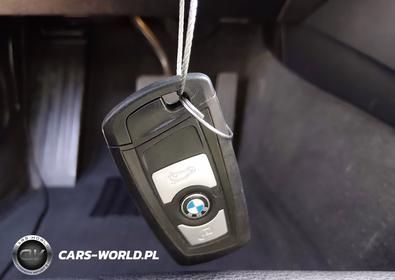 2015 BMW 320I VIN:WBA3B1G53FNT05239 - 11
