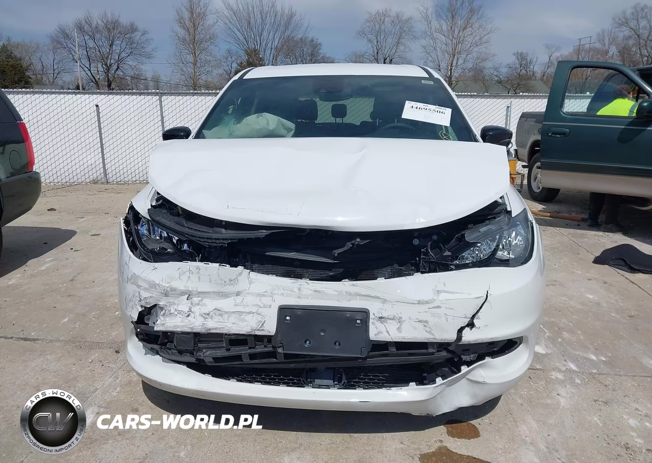 2025 Chrysler Voyager Lx VIN:2C4RC1CG8SR611173 - 12