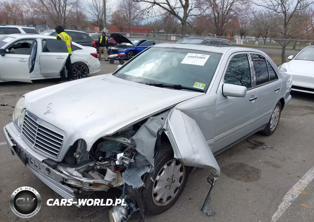 1999 Mercedes-Benz E 320 VIN:WDBJF65H0XA843087 - 2