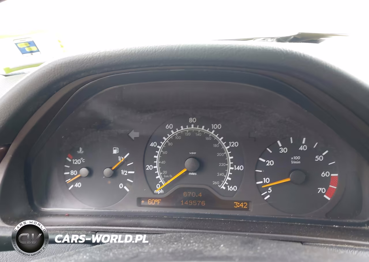 1999 Mercedes-Benz E 320 VIN:WDBJF65H0XA843087 - 7