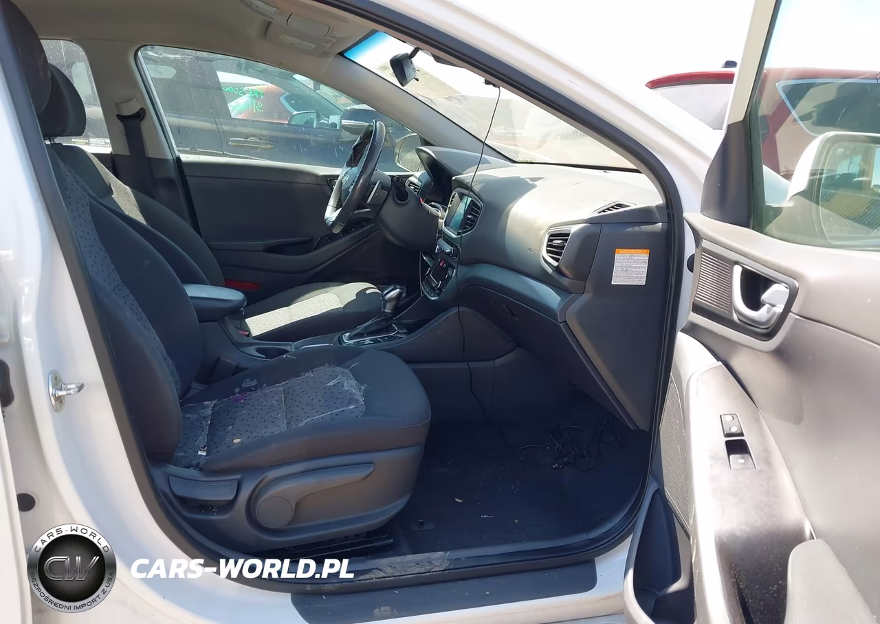 2019 Hyundai Ioniq Hybrid Sel VIN:KMHC75LC5KU105782 - 5