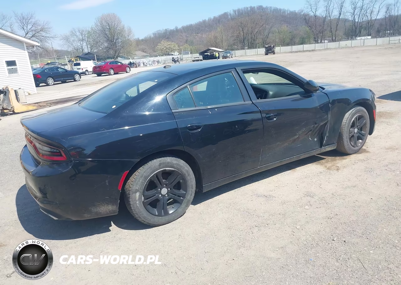 2019 Dodge Charger Sxt Rwd VIN:2C3CDXBG4KH698782 - 4