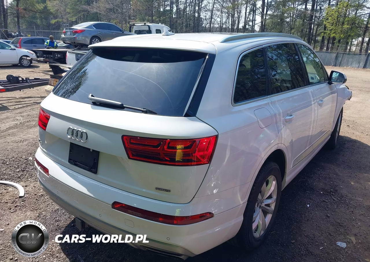 2017 Audi Q7 2.0T Premium VIN:WA1AHAF73HD054995 - 4