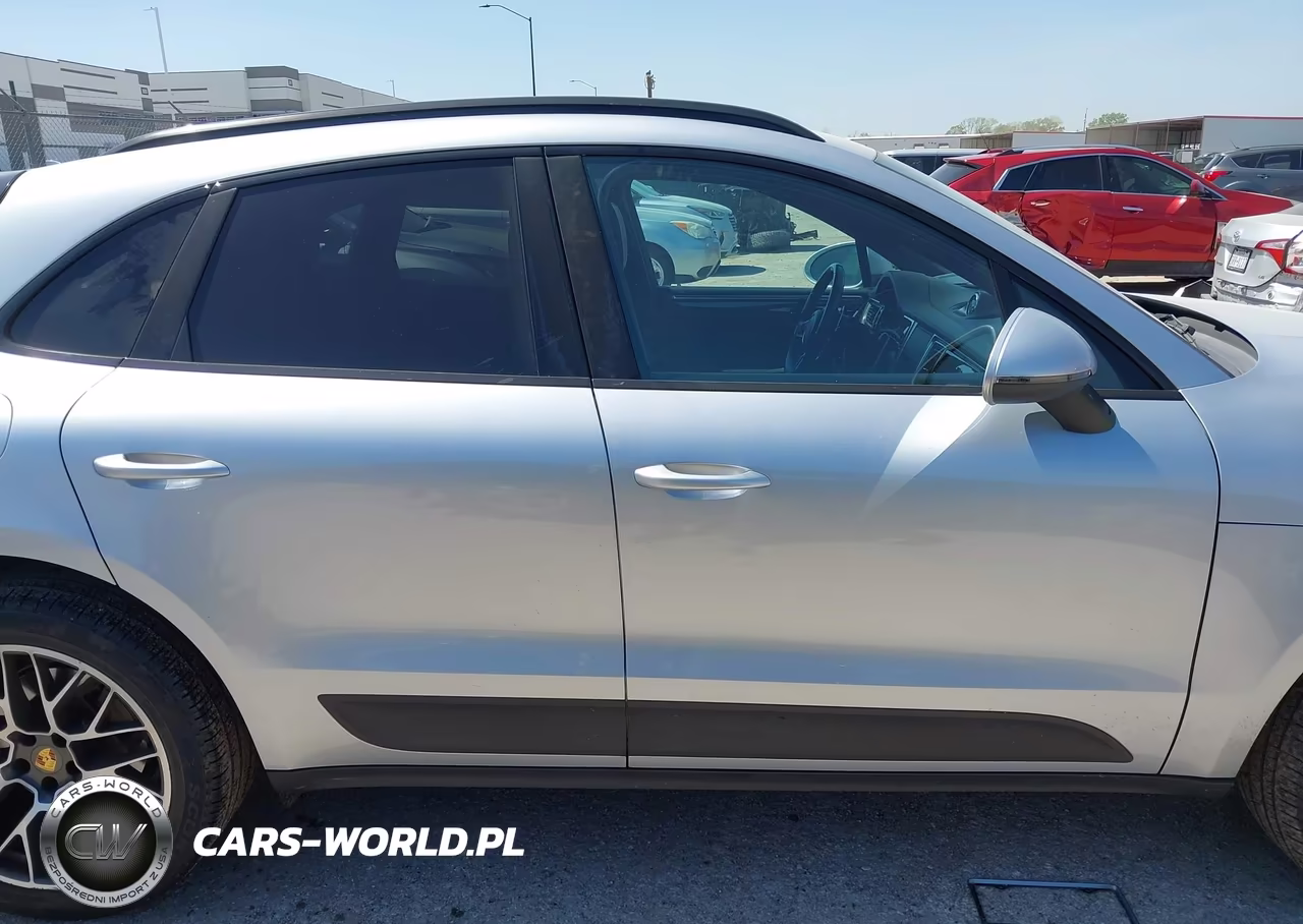 2015 Porsche Macan S VIN:WP1AB2A51FLB53173 - 13
