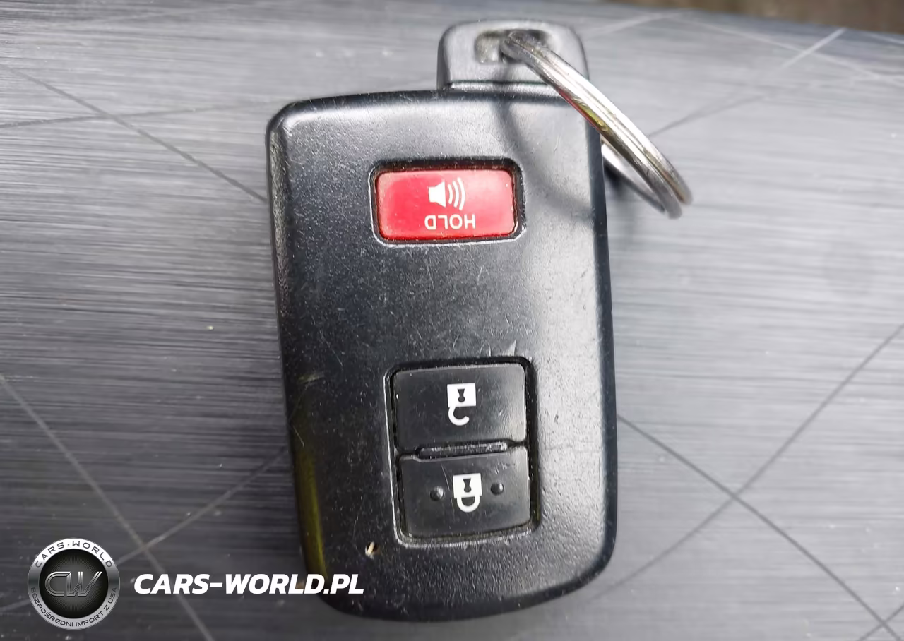 2017 Toyota Prius C Four VIN:JTDKDTB34H1593065 - 11