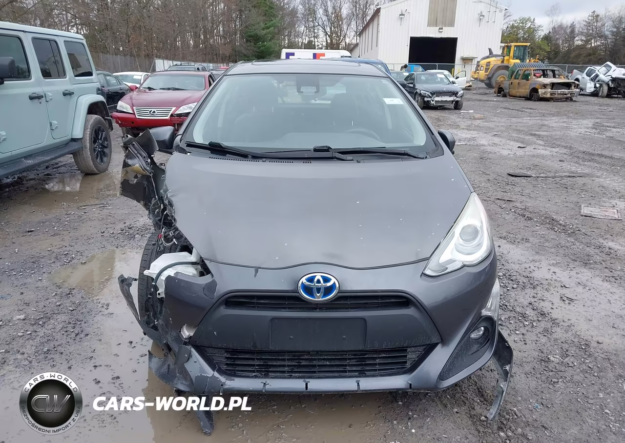 2017 Toyota Prius C Four VIN:JTDKDTB34H1593065 - 12