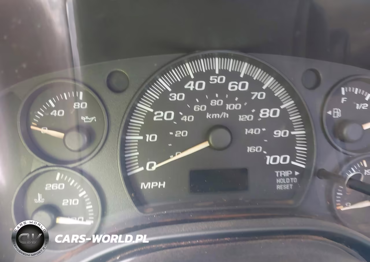 2003 Chevrolet Express VIN:1GAHG39U031207274 - 15