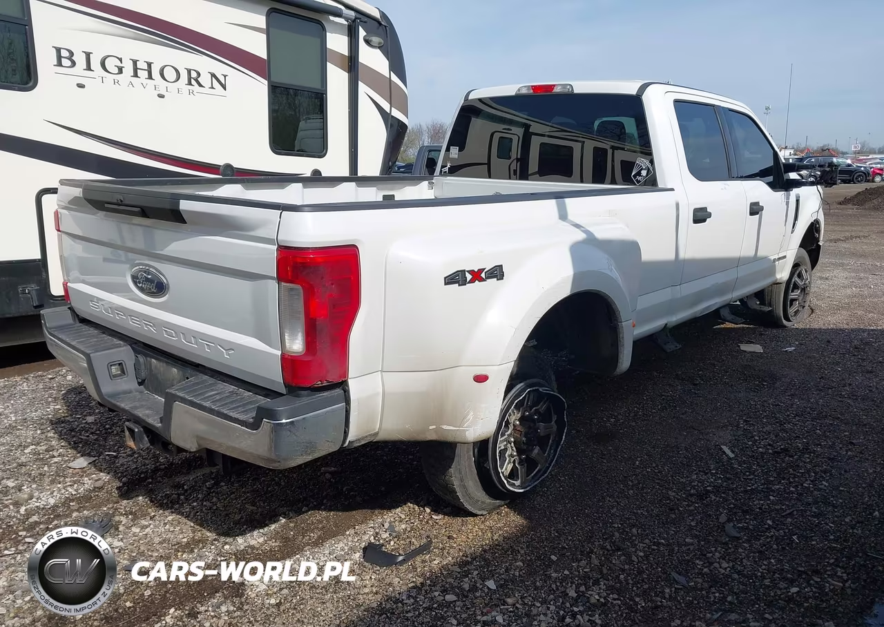 2017 Ford F-350 Xlt VIN:1FT8W3DT1HEC10421 - 4