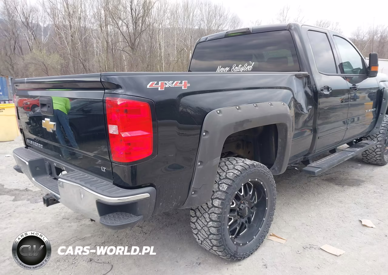 2015 Chevrolet Silverado 1500 1Lt VIN:1GCVKREC0FZ206186 - 4