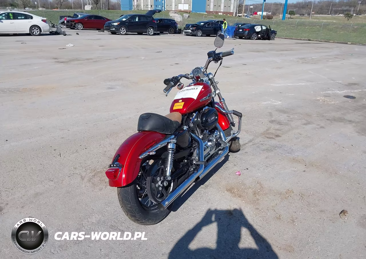 2014 Harley-Davidson Xl1200 C VIN:1HD1CT315EC407401 - 4