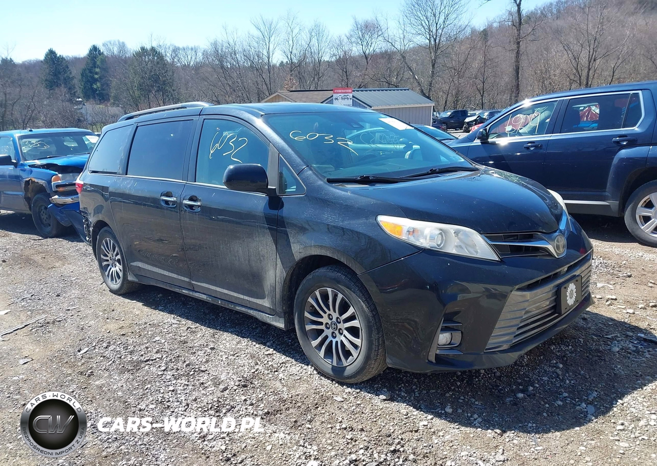 2018 Toyota Sienna Xle 8 Passenger