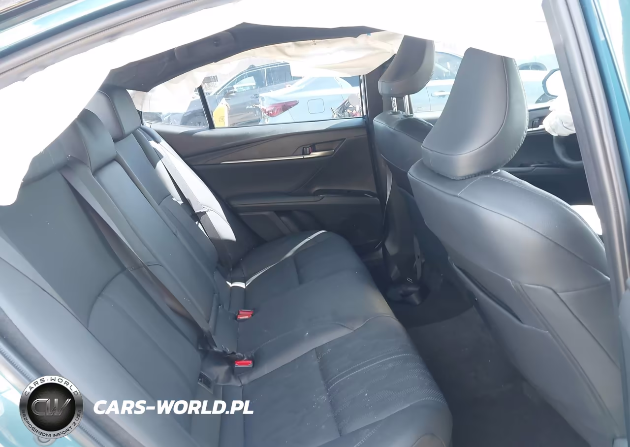 2026 Toyota Camry Xse VIN:4T1DAACK4TU216007 - 8