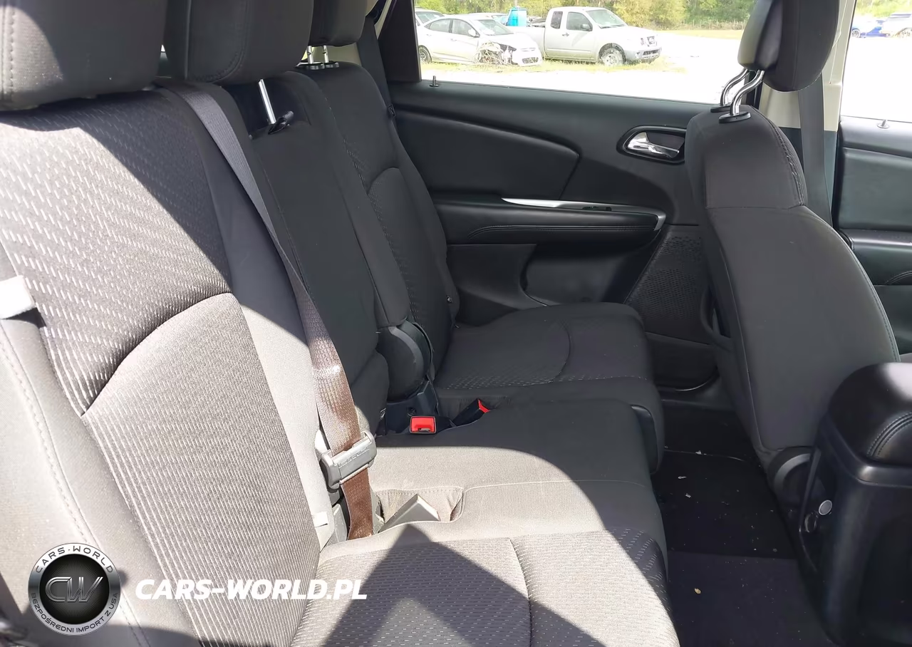2018 Dodge Journey Se VIN:3C4PDCAB3JT474839 - 8
