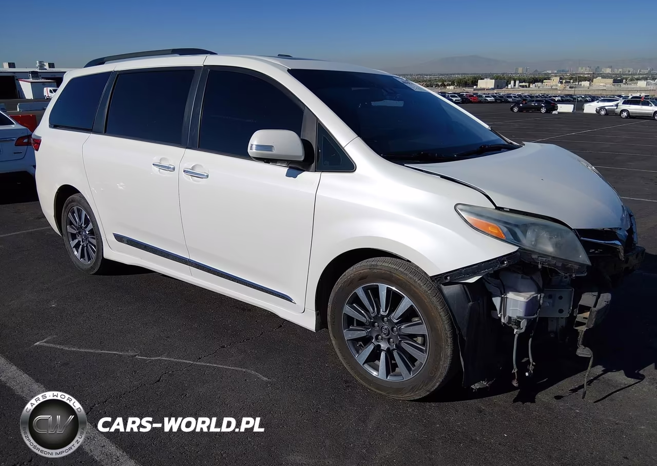 2018 Toyota Sienna Limited Premium 7 Passenger