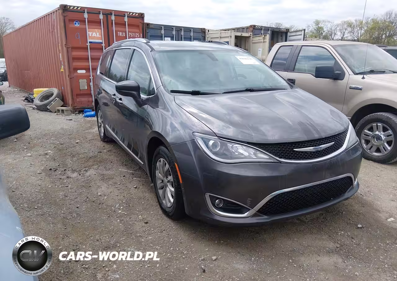 2018 Chrysler Pacifica Touring L