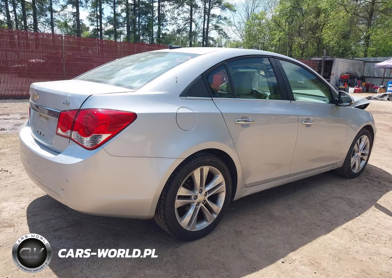 2011 Chevrolet Cruze Ltz VIN:1G1PH5S97B7216849 - 4