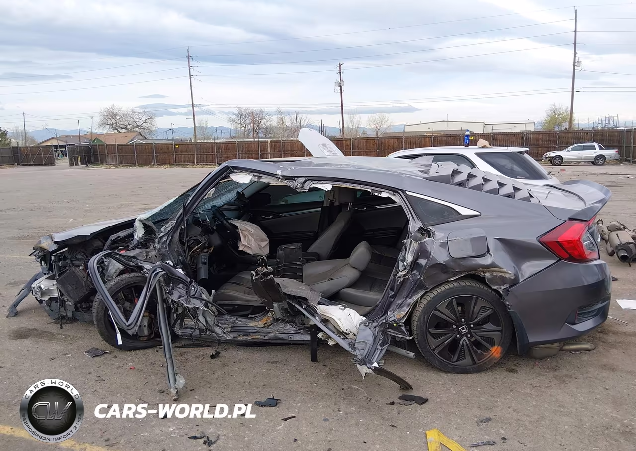 2016 Honda Civic Touring VIN:19XFC1F99GE039295 - 14