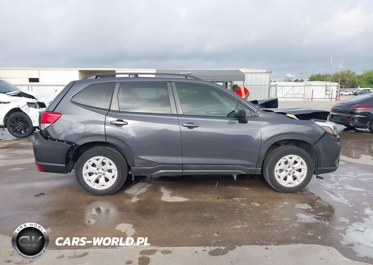 2020 Subaru Forester VIN:JF2SKADCXLH400328 - 13