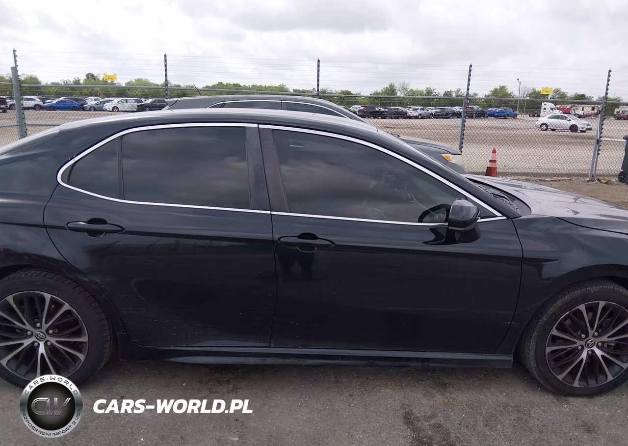 2018 Toyota Camry Se VIN:JTNB11HK8J3031090 - 13