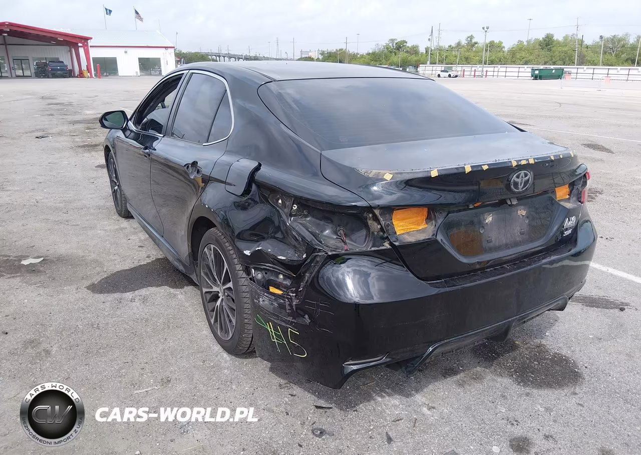 2018 Toyota Camry Se VIN:JTNB11HK8J3031090 - 3