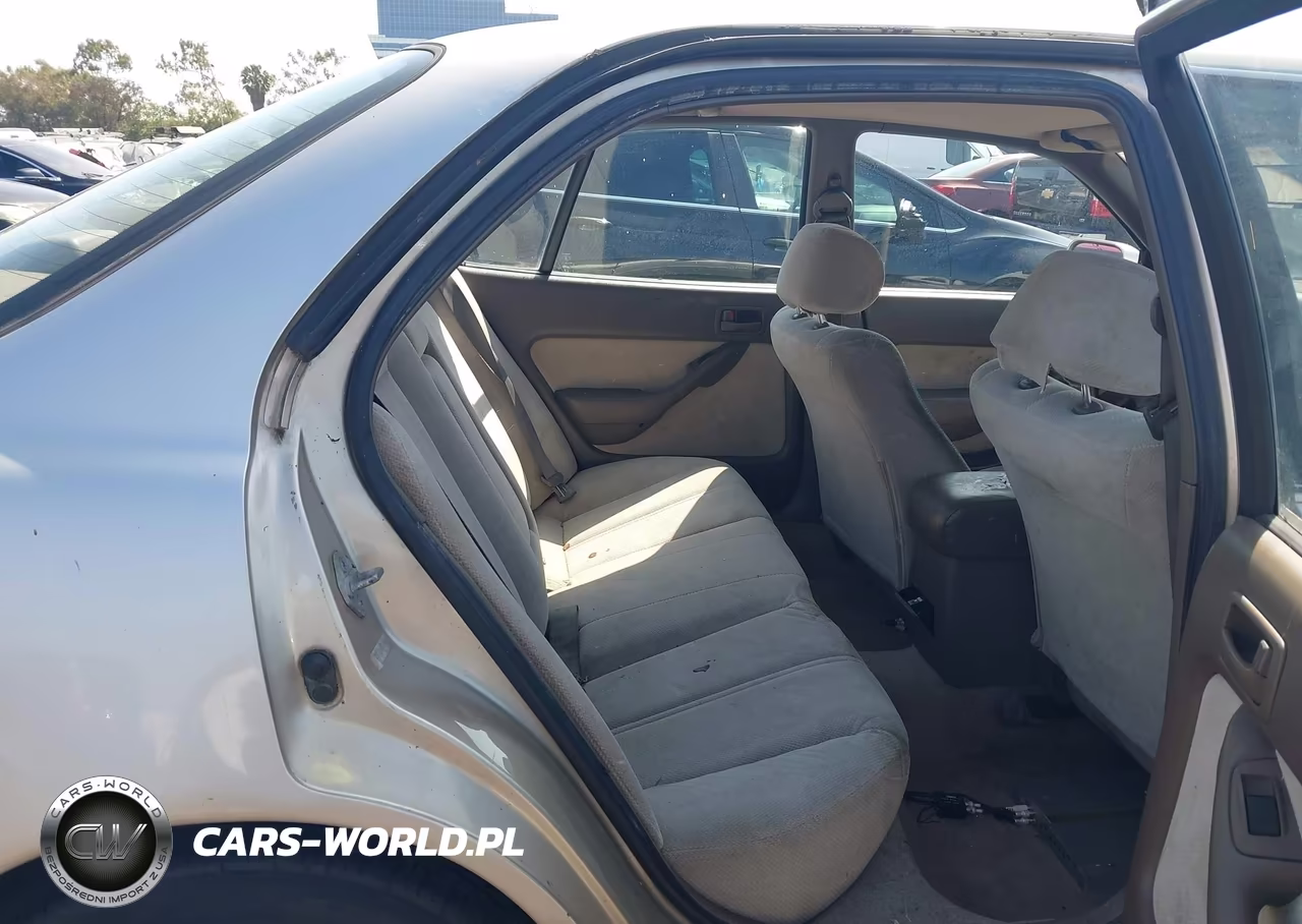 1996 Toyota Camry Le-Xle-Se VIN:JT2BF12K3T0151083 - 8