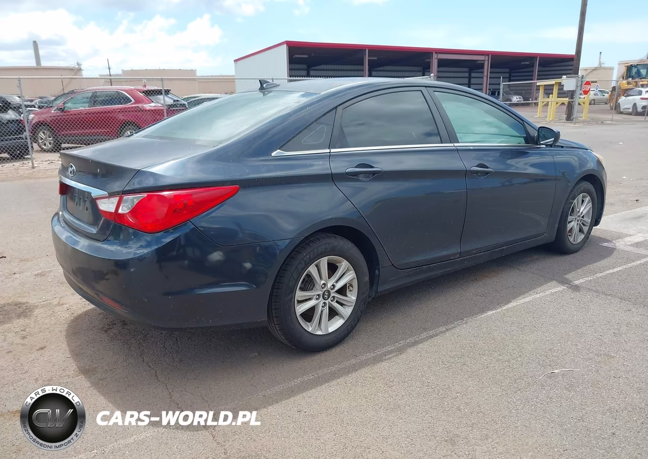 2013 Hyundai Sonata Gls VIN:5NPEB4AC0DH702344 - 4