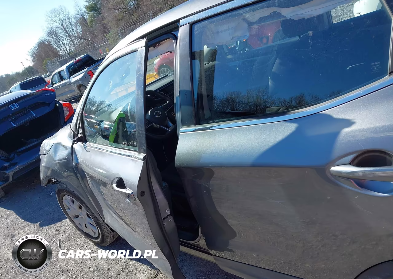 2017 Nissan Rogue Sport S VIN:JN1BJ1CP1HW005319 - 16