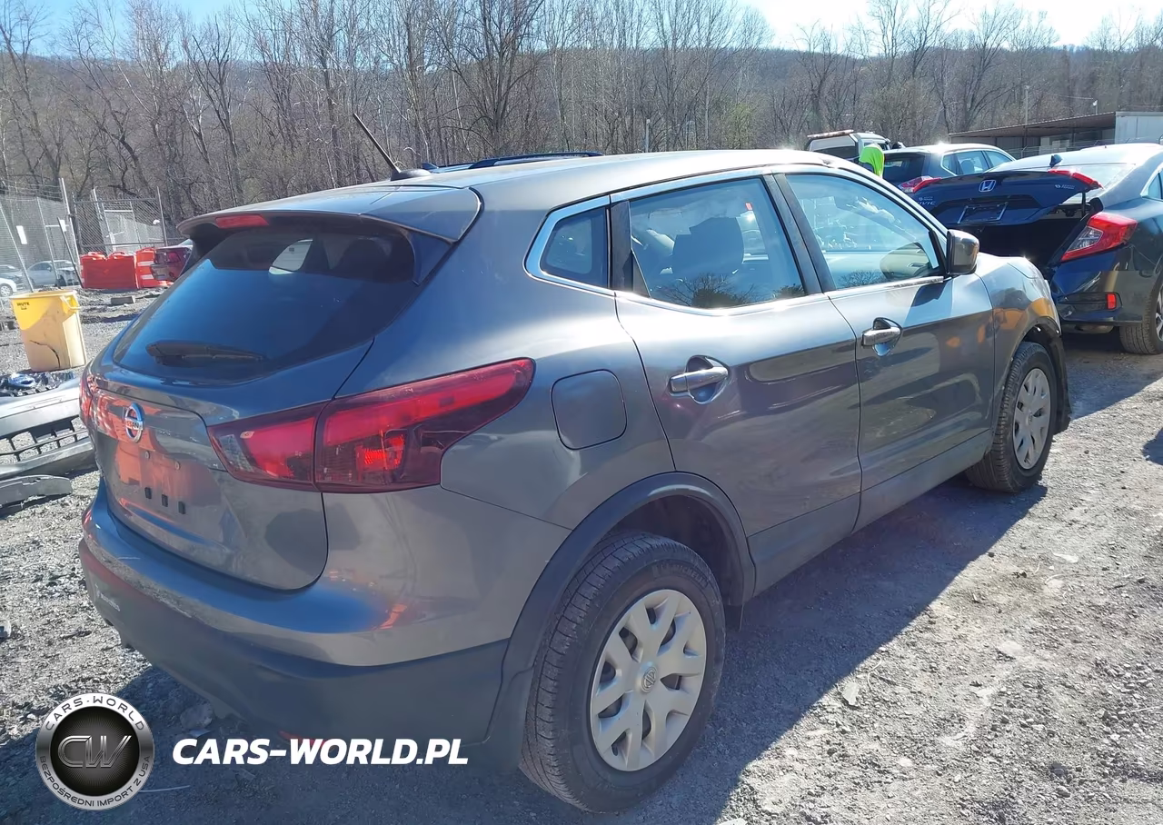 2017 Nissan Rogue Sport S VIN:JN1BJ1CP1HW005319 - 4