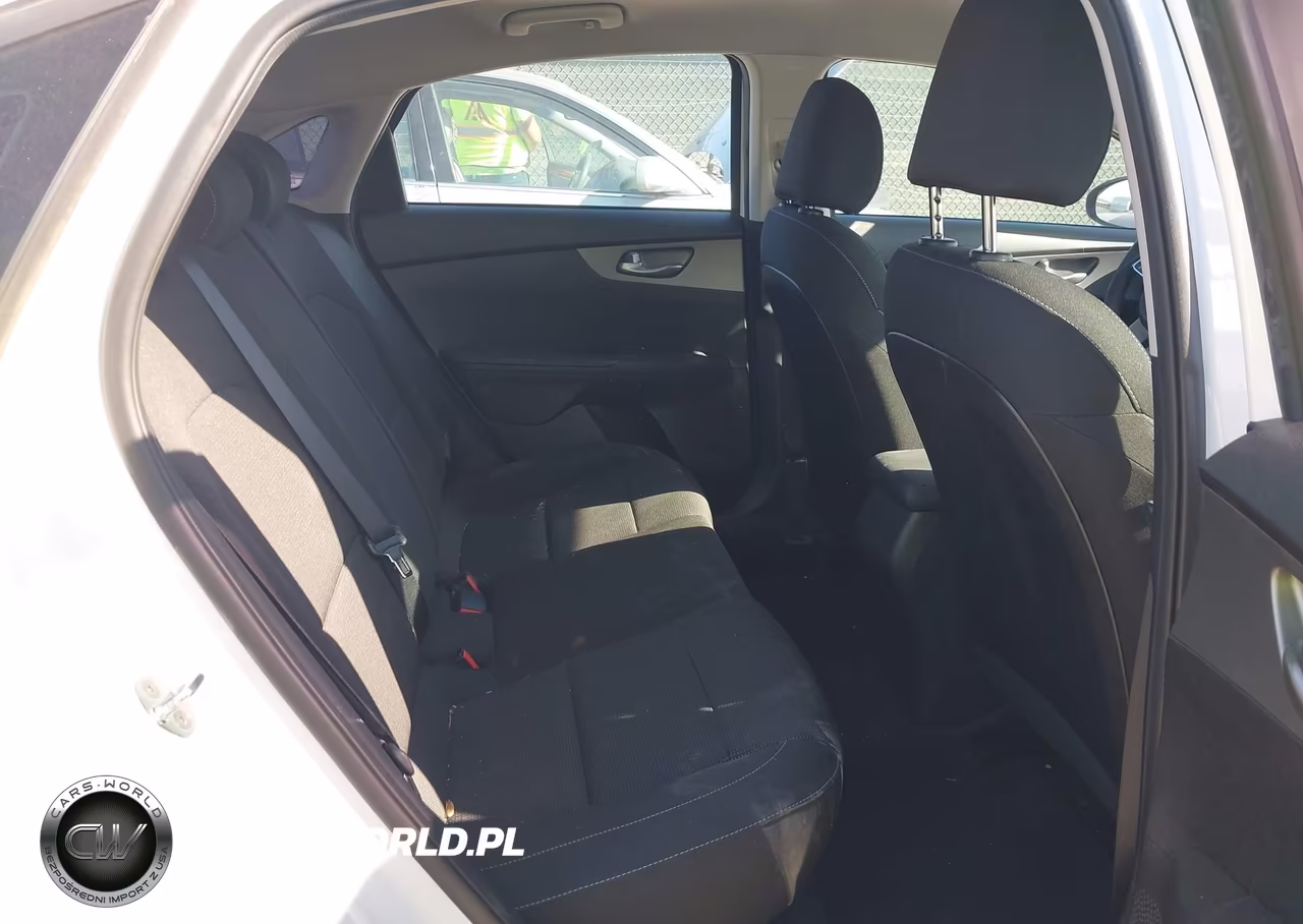 2021 Kia Forte Lxs VIN:3KPF24AD3ME392448 - 8