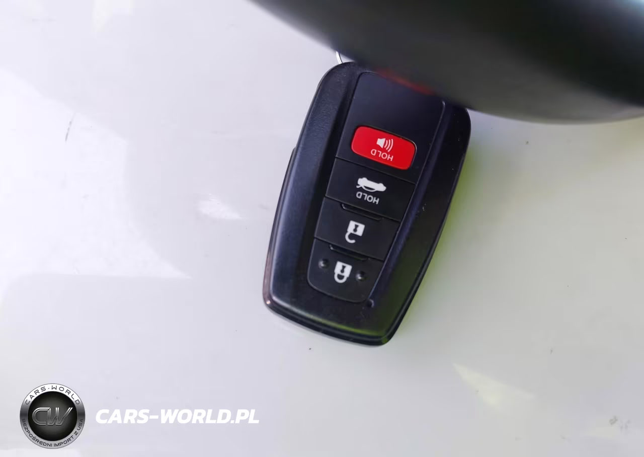 2022 Toyota Camry Nightshade Edition Hybrid VIN:4T1T31AK4NU042984 - 11