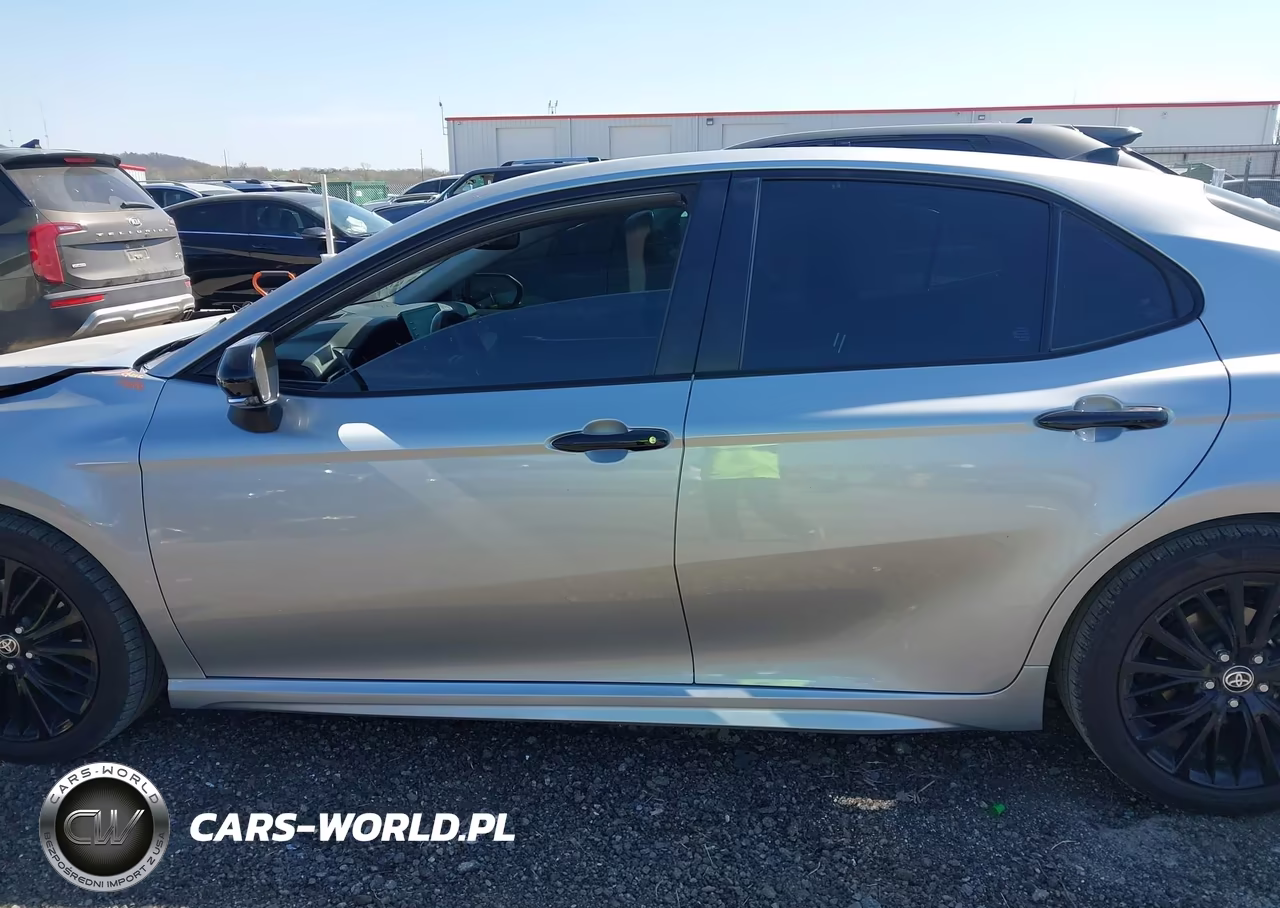 2022 Toyota Camry Nightshade Edition Hybrid VIN:4T1T31AK4NU042984 - 15