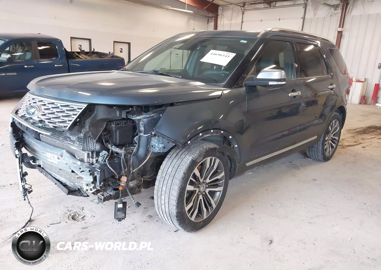 2019 Ford Explorer Platinum VIN:1FM5K8HT7KGA71196 - 2