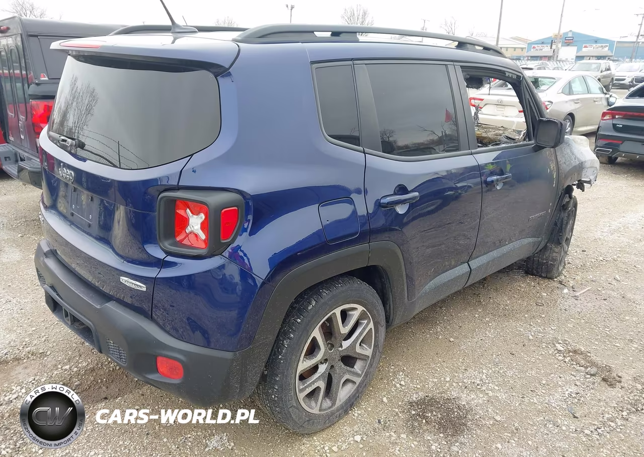 2017 Jeep Renegade Latitude 4X4 VIN:ZACCJBBB5HPF16011 - 4