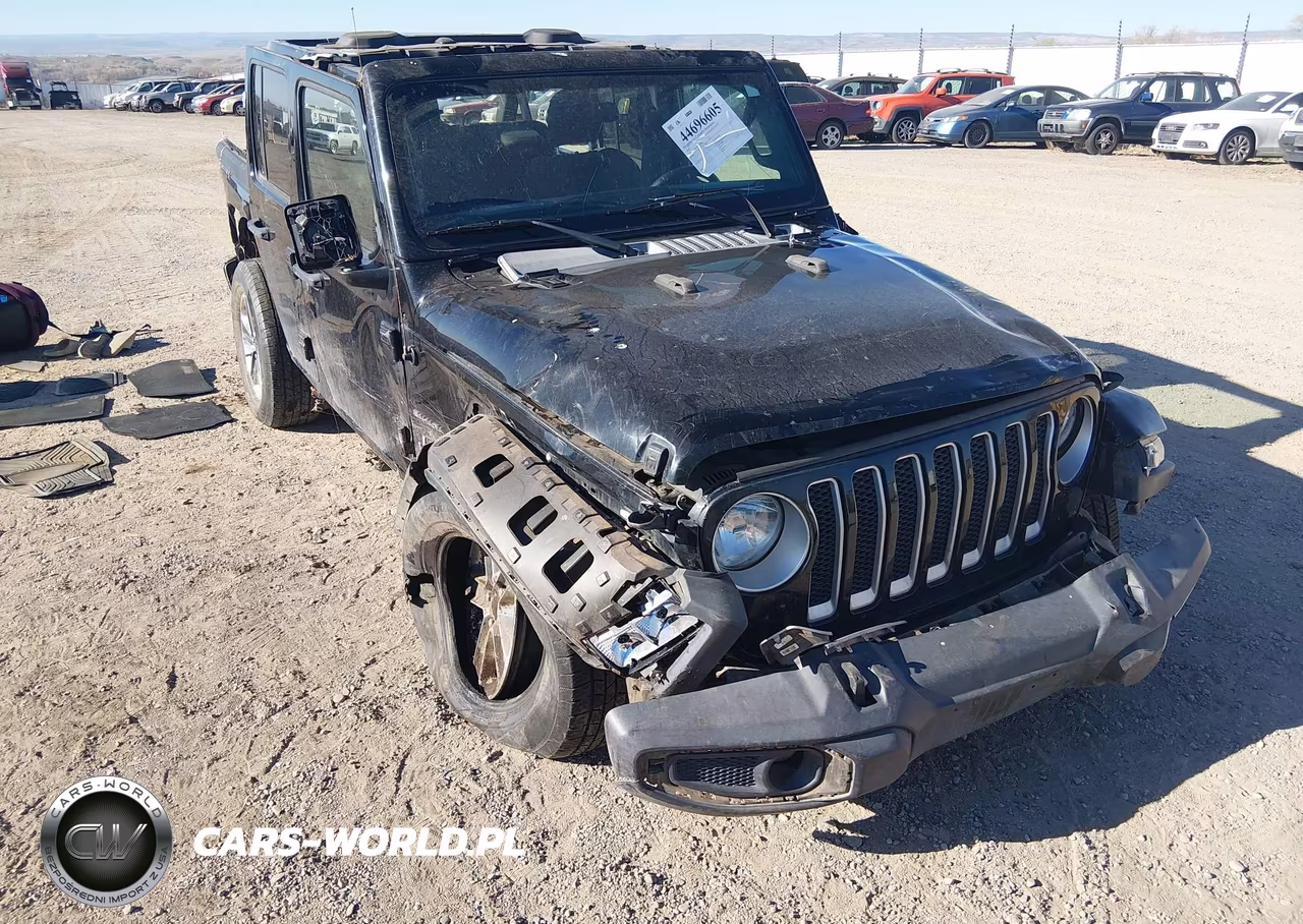 2020 Jeep Wrangler Unlimited Sahara 4X4 VIN:1C4HJXENXLW198018 - 6
