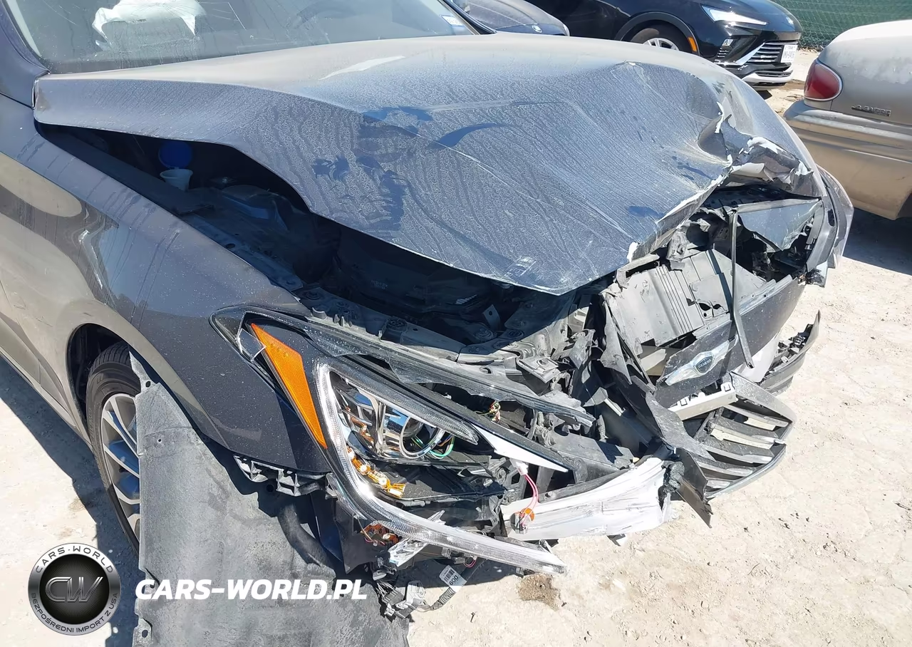 2017 Genesis G80 3.8 VIN:KMHGN4JEXHU190259 - 6