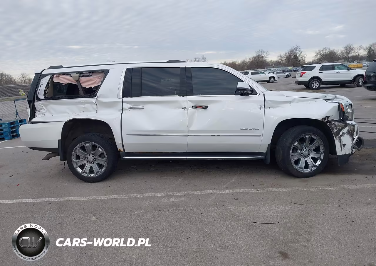 2017 GMC Yukon Xl Denali VIN:1GKS2HKJ1HR219827 - 13