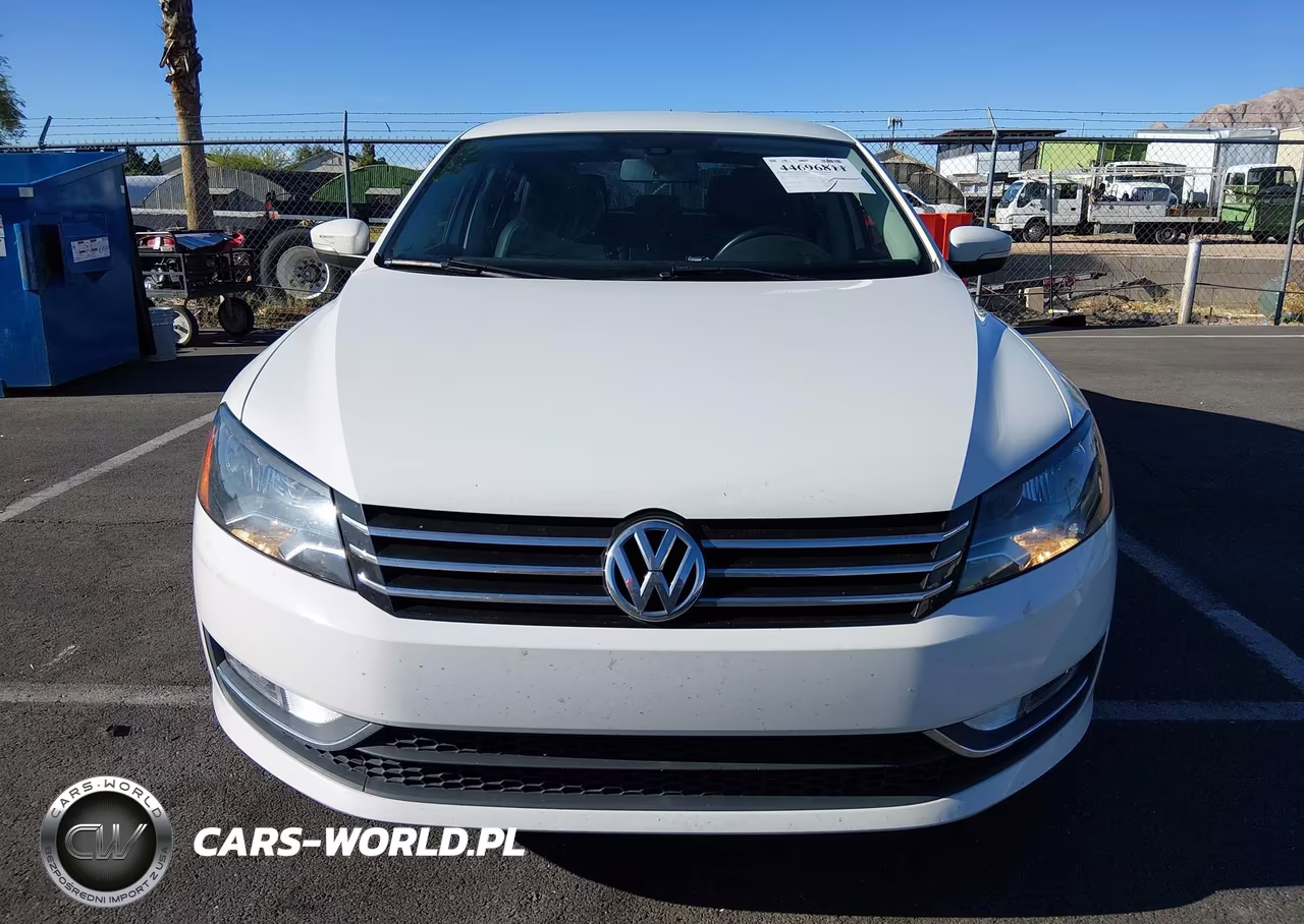 2015 Volkswagen Passat 1.8T Limited Edition VIN:1VWAT7A32FC109691 - 12
