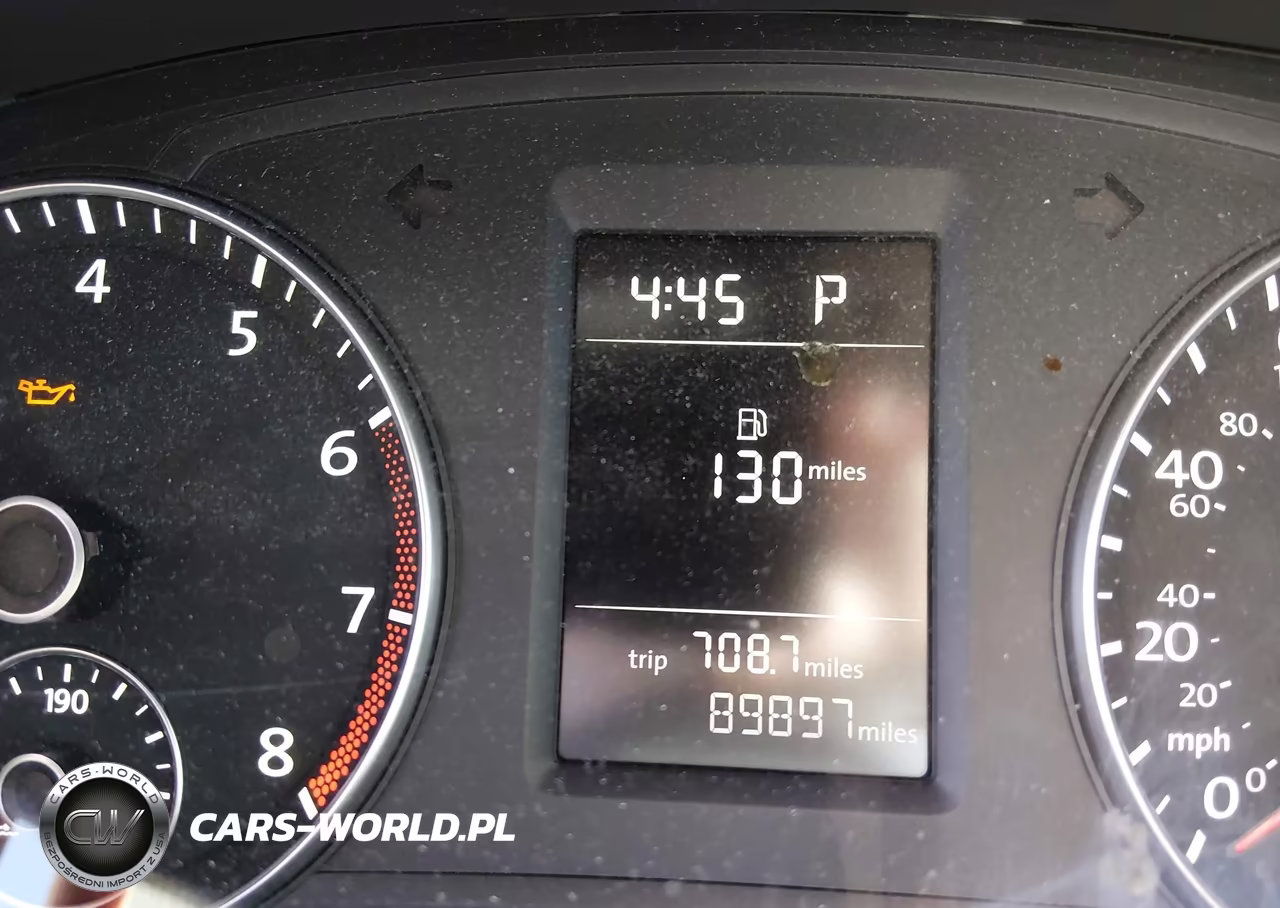 2015 Volkswagen Passat 1.8T Limited Edition VIN:1VWAT7A32FC109691 - 15