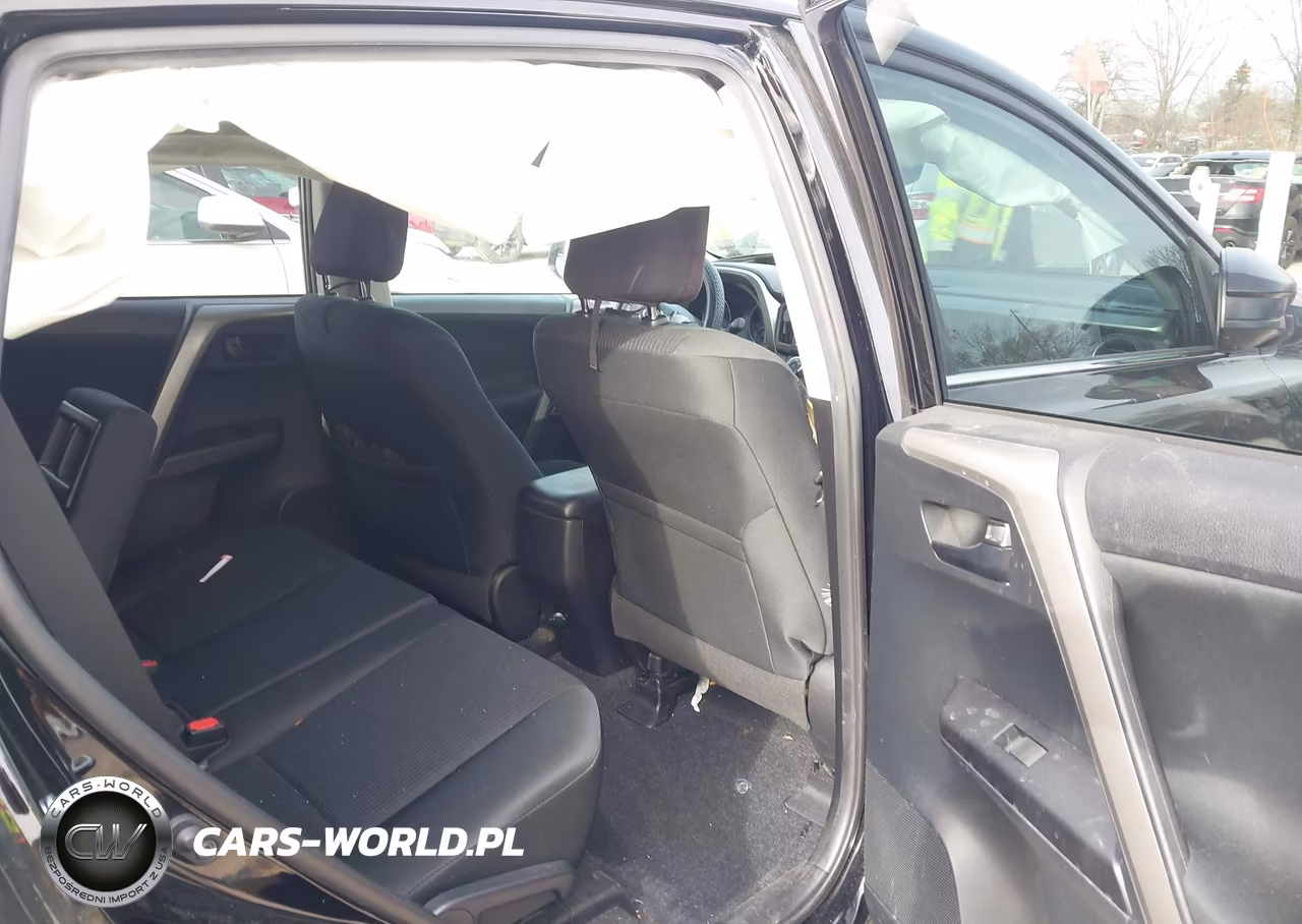 2018 Toyota Rav4 Le VIN:2T3BFREV9JW780447 - 8