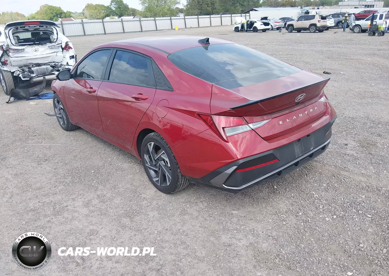2025 Hyundai Elantra Sel Sport VIN:KMHLM4DG5SU011857 - 3