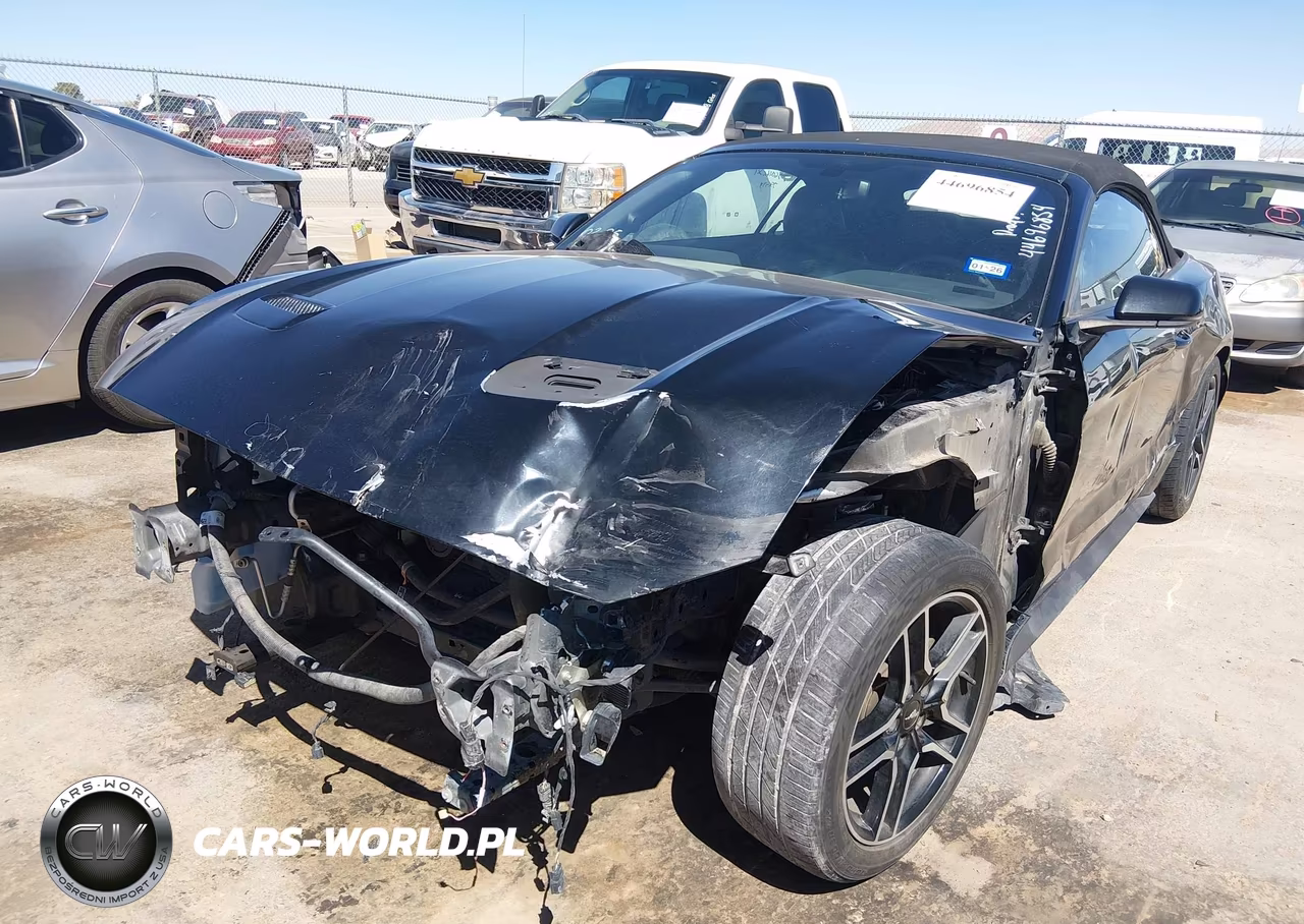2020 Ford Mustang Ecoboost Premium VIN:1FATP8UH1L5119874 - 6