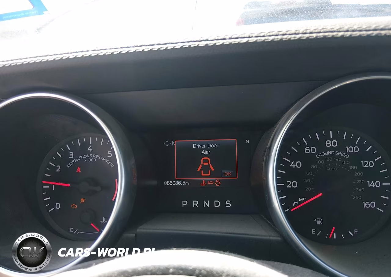 2020 Ford Mustang Ecoboost Premium VIN:1FATP8UH1L5119874 - 7
