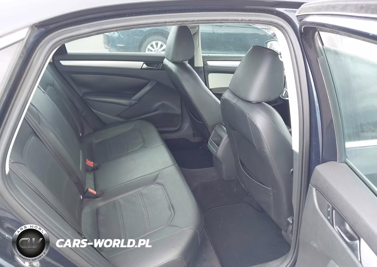 2012 Volkswagen Passat 2.5L Se VIN:1VWBP7A36CC092396 - 8