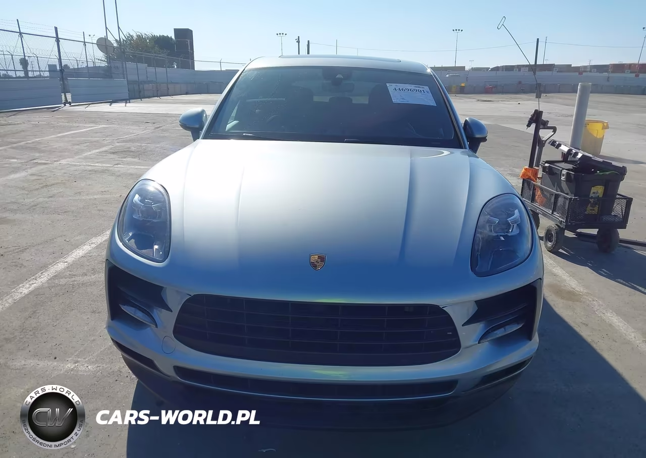 2020 Porsche Macan VIN:WP1AA2A52LLB15076 - 12