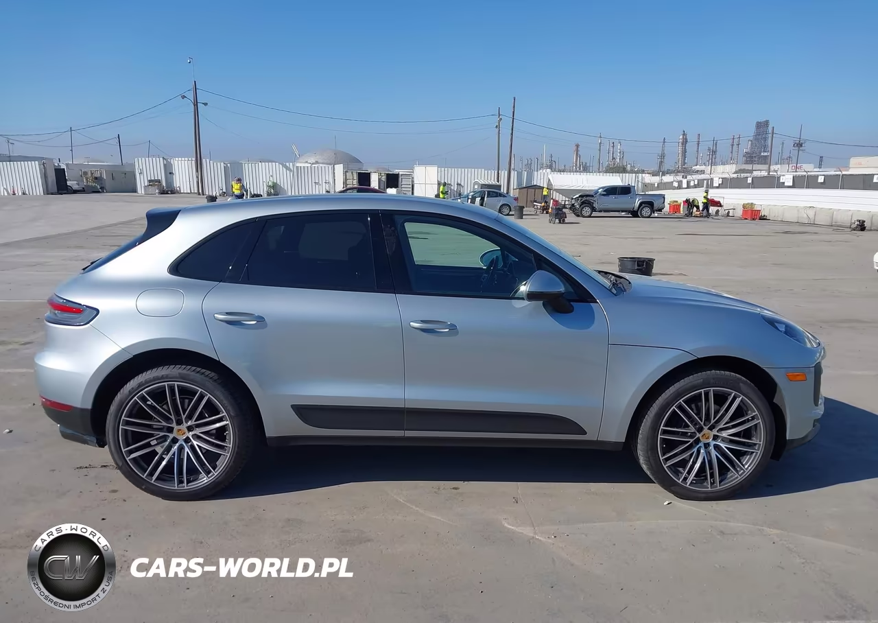 2020 Porsche Macan VIN:WP1AA2A52LLB15076 - 13