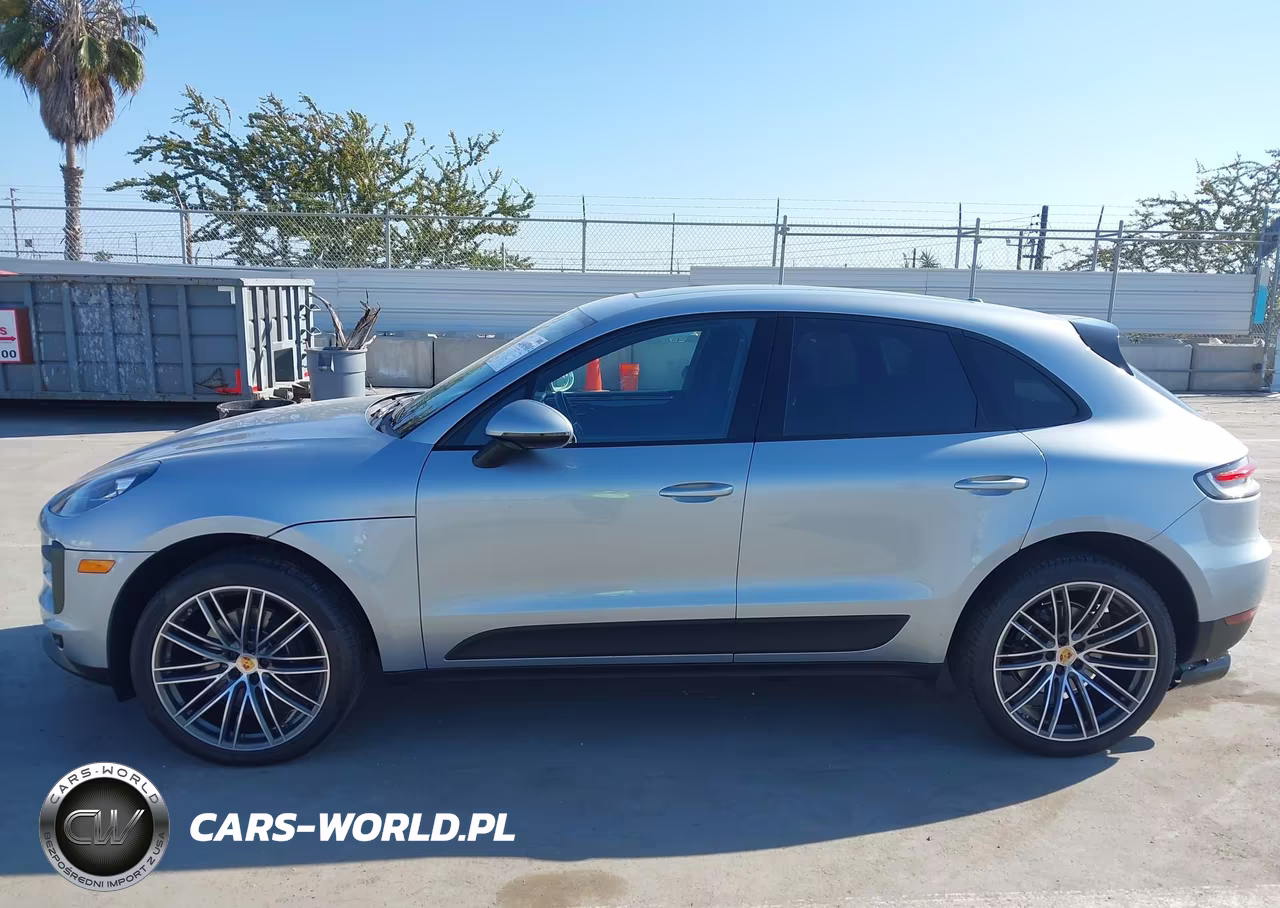 2020 Porsche Macan VIN:WP1AA2A52LLB15076 - 14