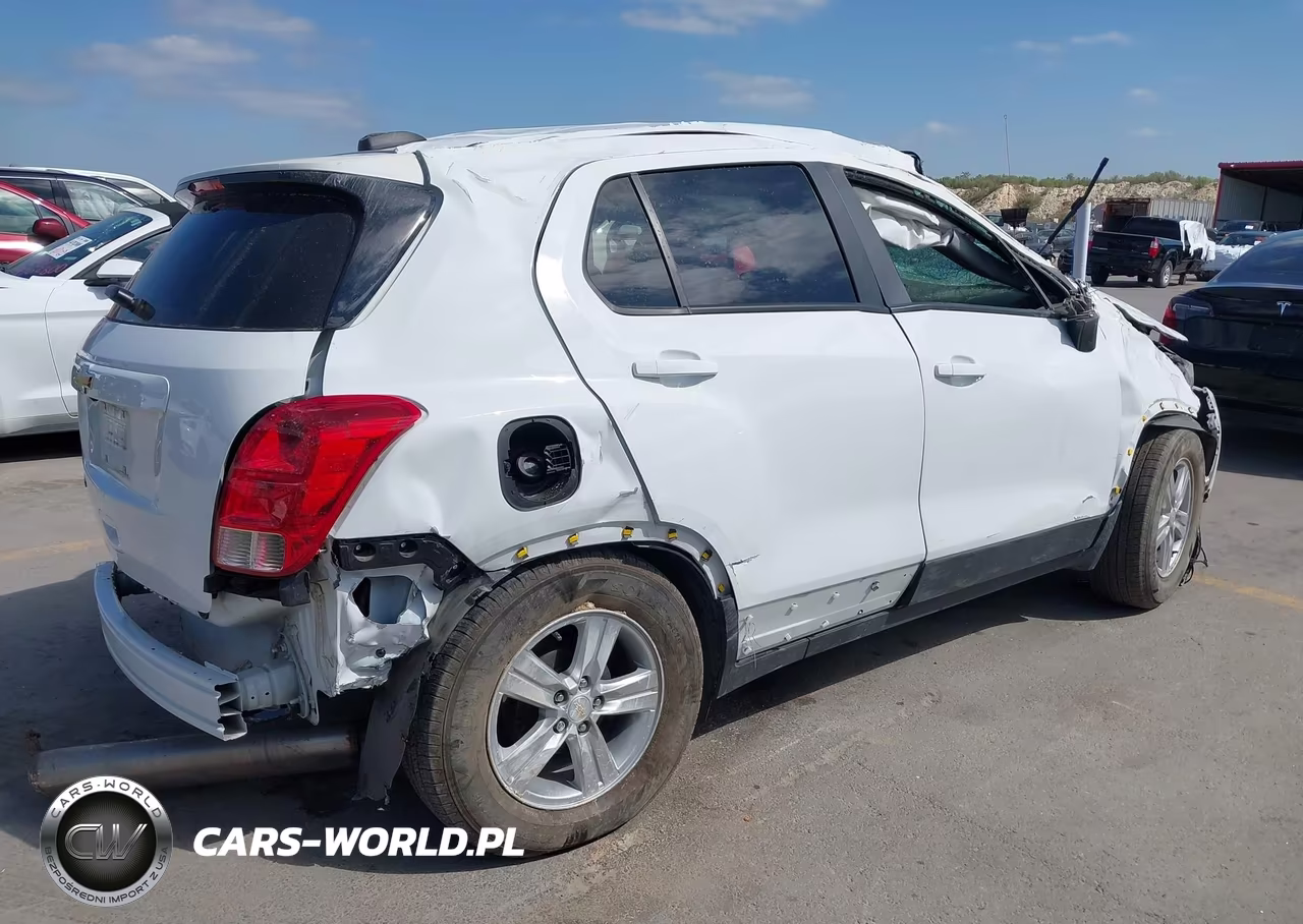 2022 Chevrolet Trax Fwd Ls VIN:KL7CJKSMXNB551051 - 4