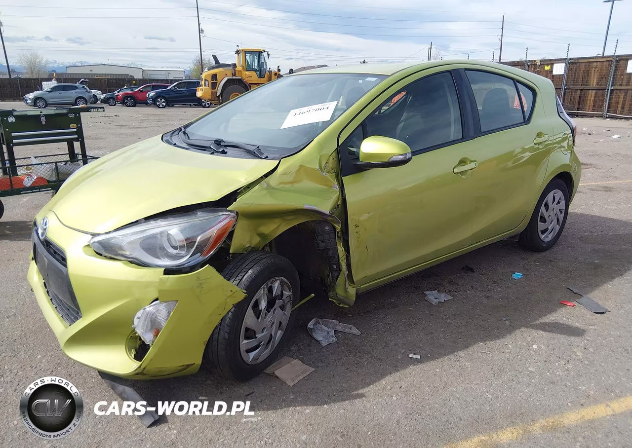 2015 Toyota Prius C Two VIN:JTDKDTB31F1112282 - 2