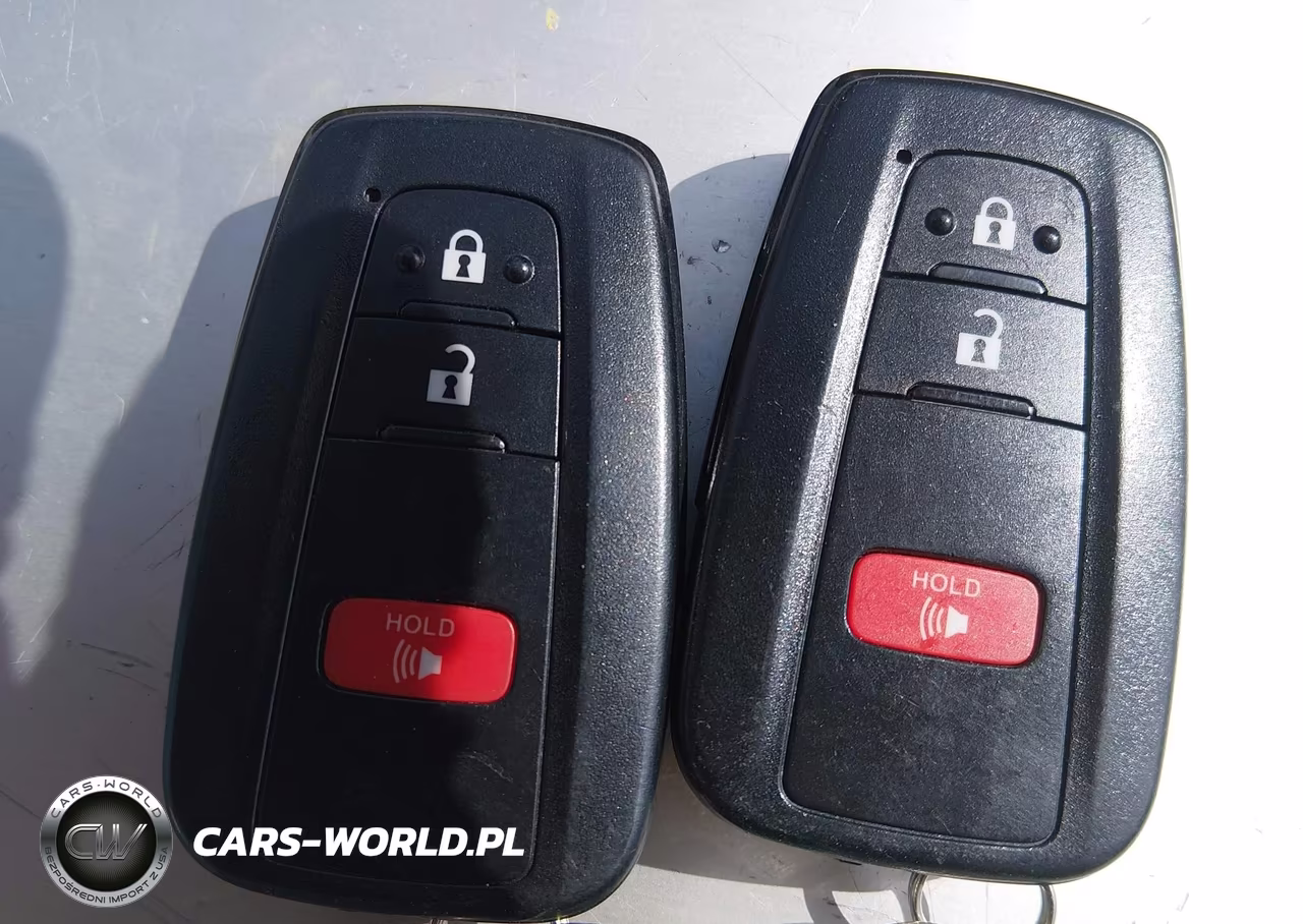 2016 Toyota Prius Three VIN:JTDKARFU1G3018570 - 11
